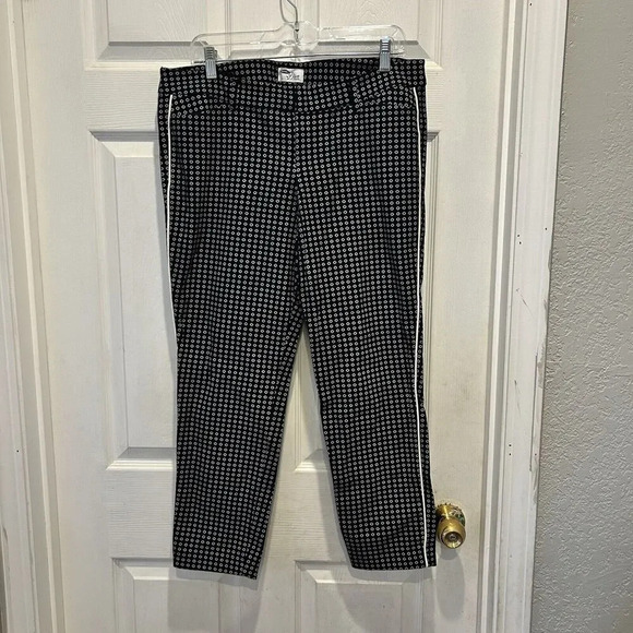 Old Navy The Diva Ankle Pants Women‎ 14 Slim Skinny Stretch Black Maroon White - Picture 1 of 8